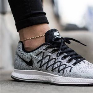 Nike Zoom Pegasus 32 gray size 6